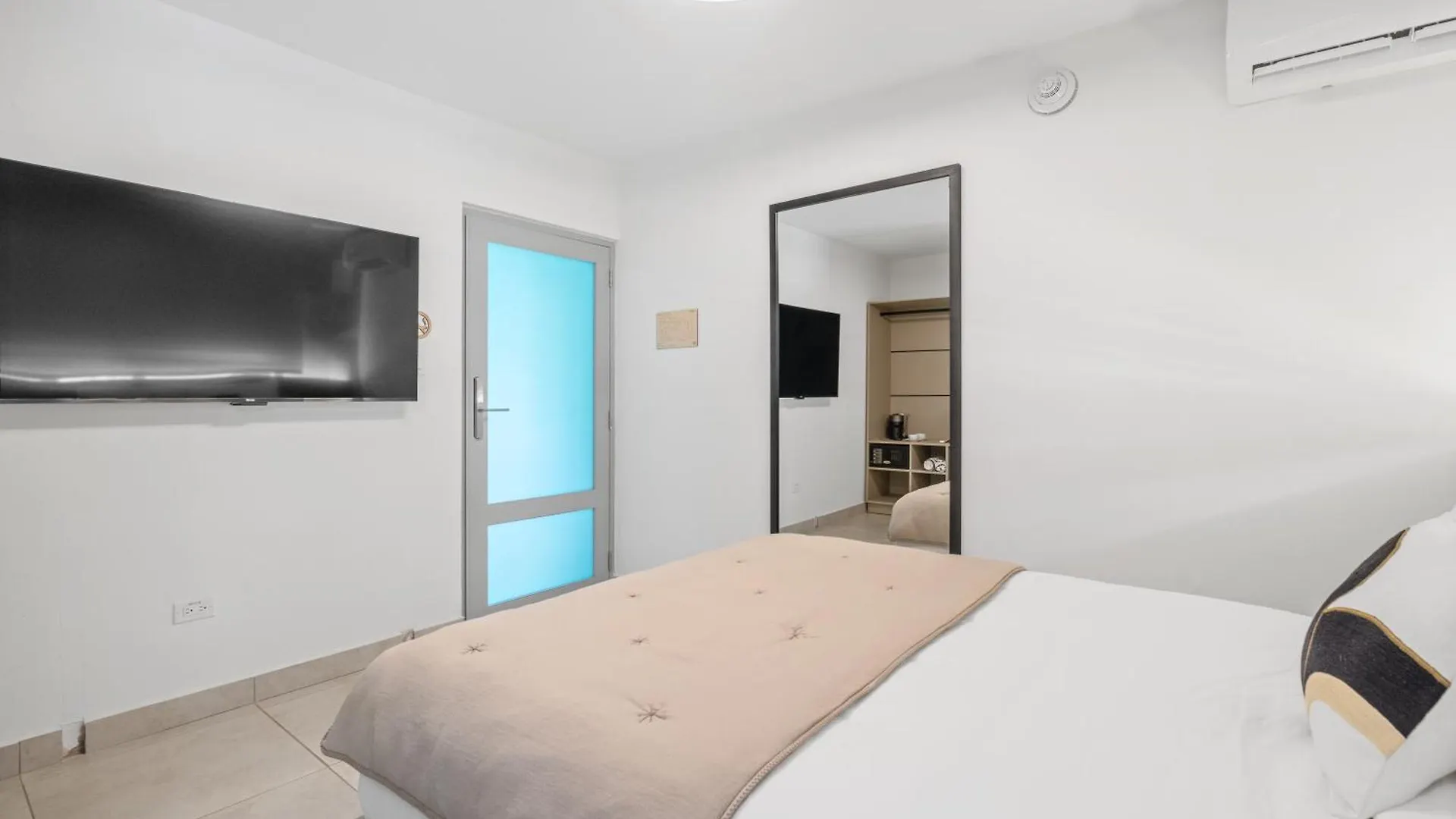The Weekender By Otium Hotel San Juan
