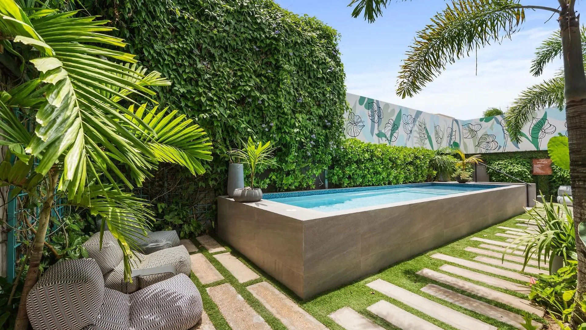 The Weekender By Otium Hotel San Juan